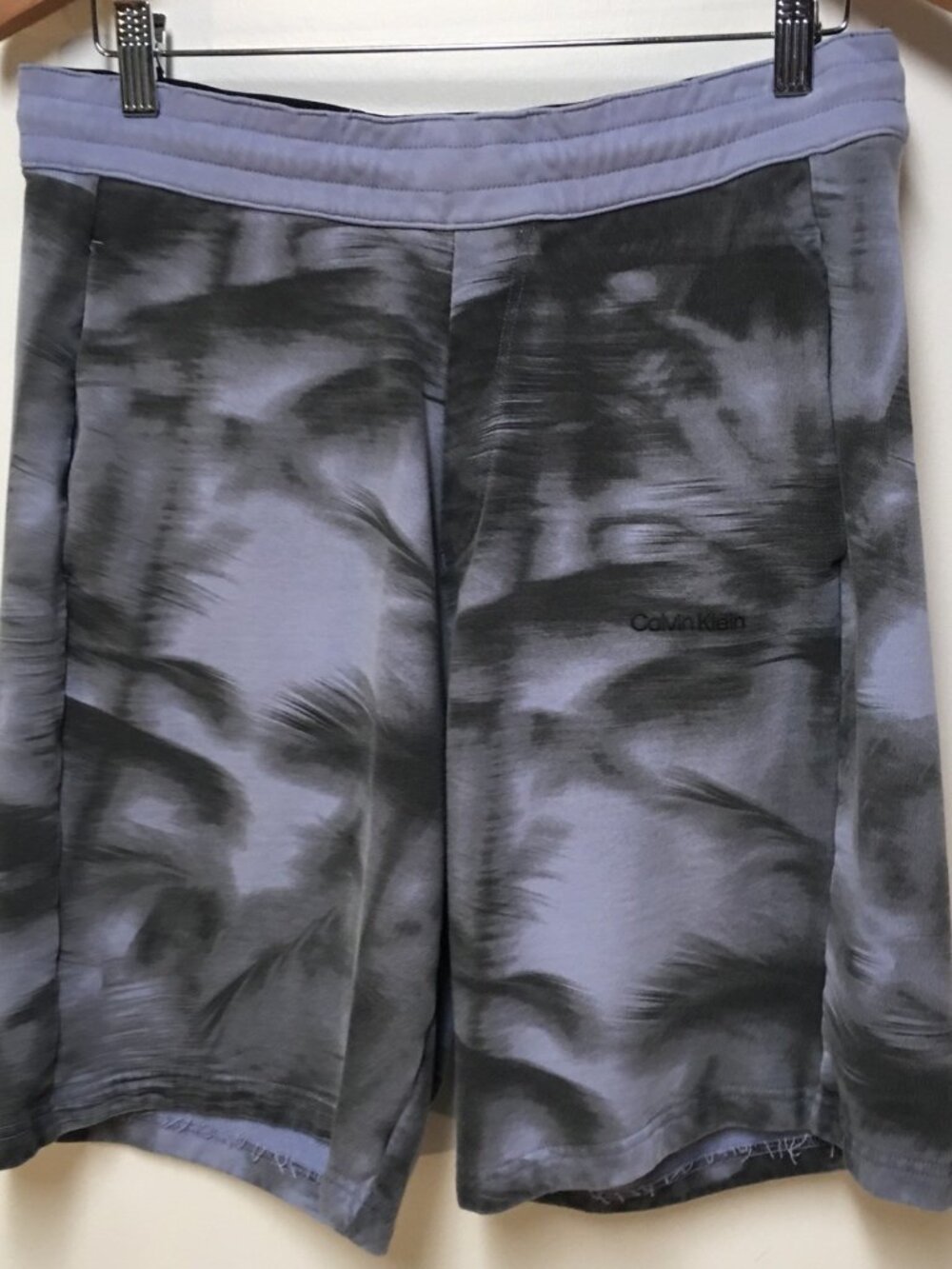 Calvin Klein Men L Sweatshorts Blue Activewear Pull On Pocket 100% Cotton Casual